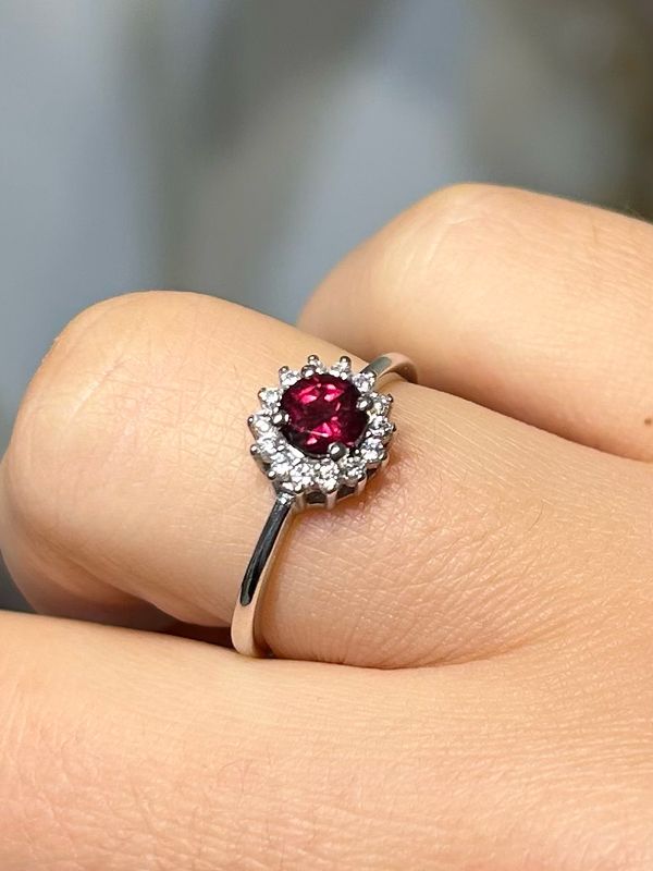 Rhodoliet ring zilver/rhodium (maat 17,5)