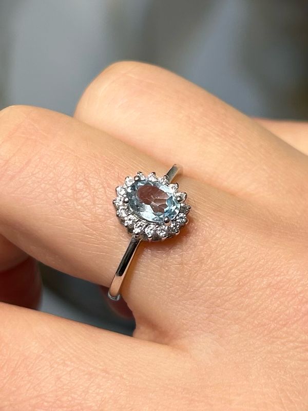 Blauwe topaas ring zilver/rhodium (maat 19)