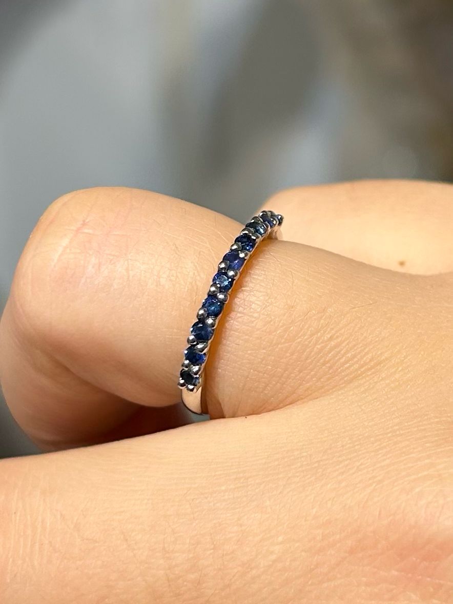 Saffier ring zilver/rhodium (maat 16,5) Saffier ring zilver/rhodium (maat 16,5)