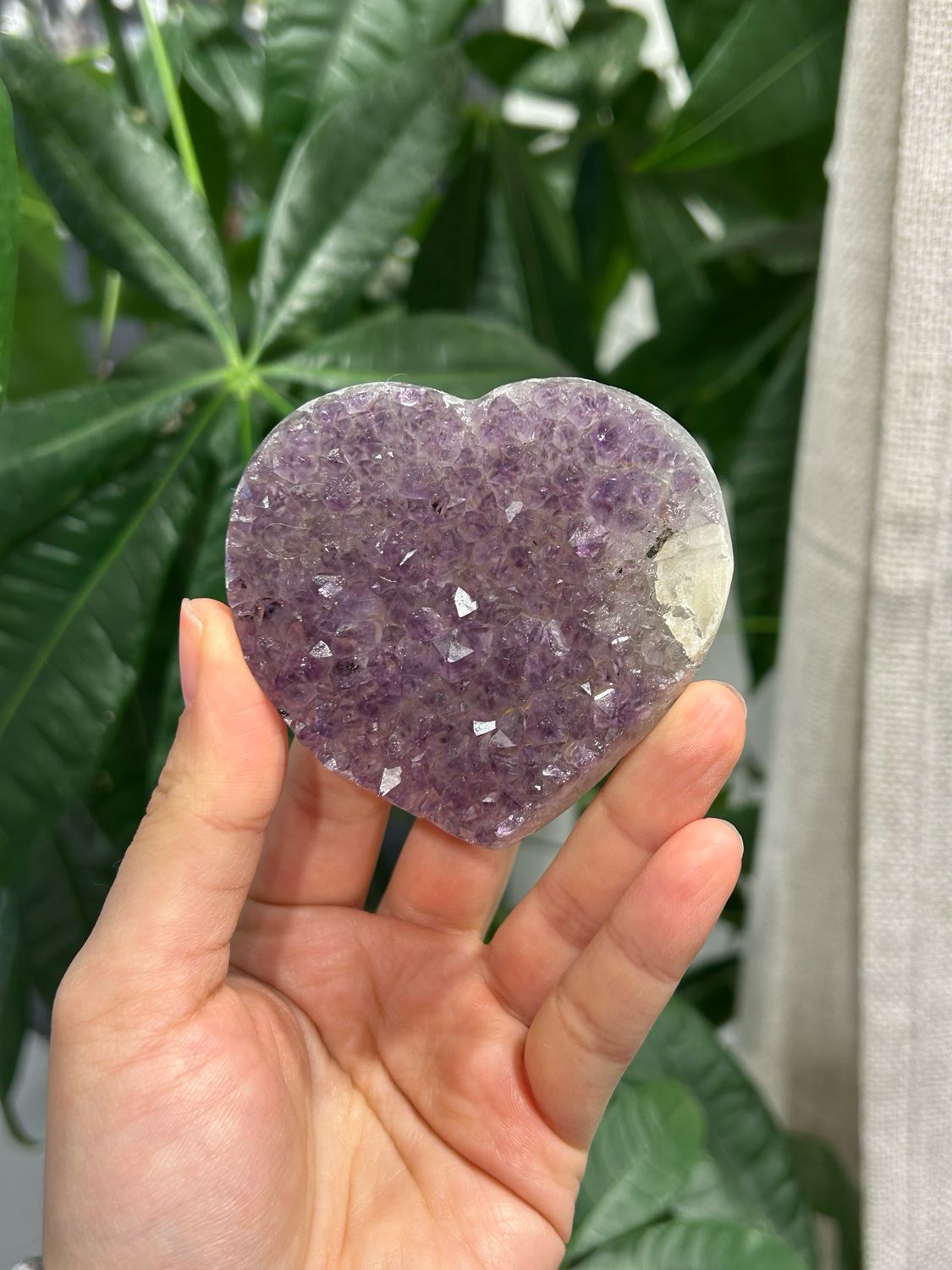 #74 ruw amethist hart #74 ruw amethist hart