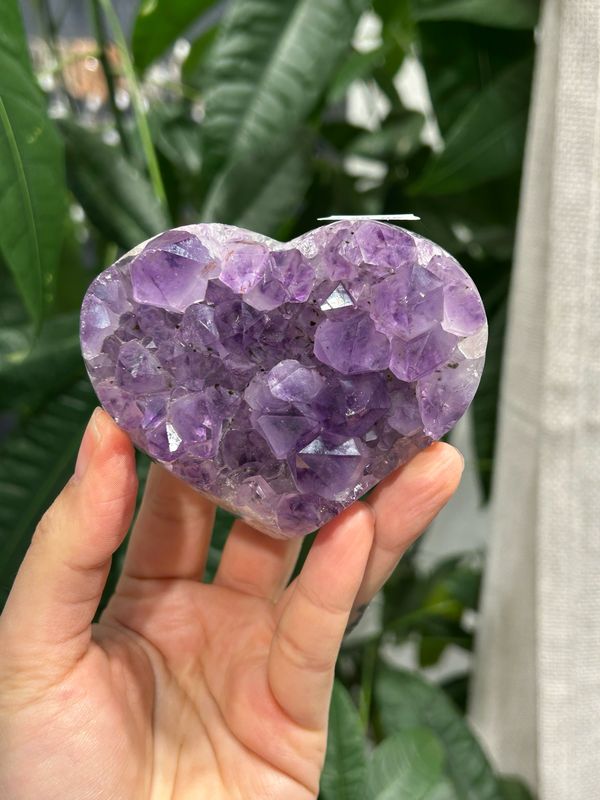 #88 ruw amethist hart