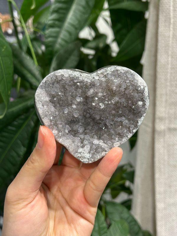 #89 ruw amethist hart