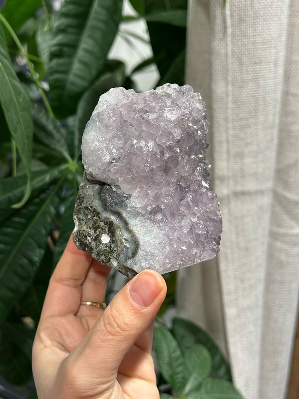 #7 Ruwe amethist staander