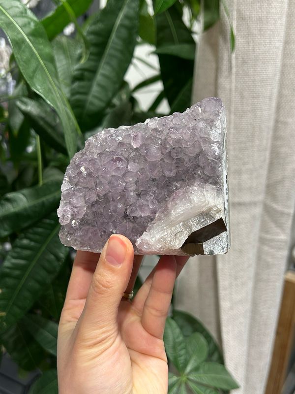 #16 Ruwe amethist staander