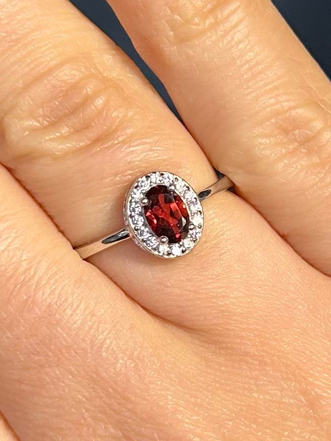 Granaat ring zilver 925 (maat 16,8) Granaat ring zilver 925 (maat 16,8)