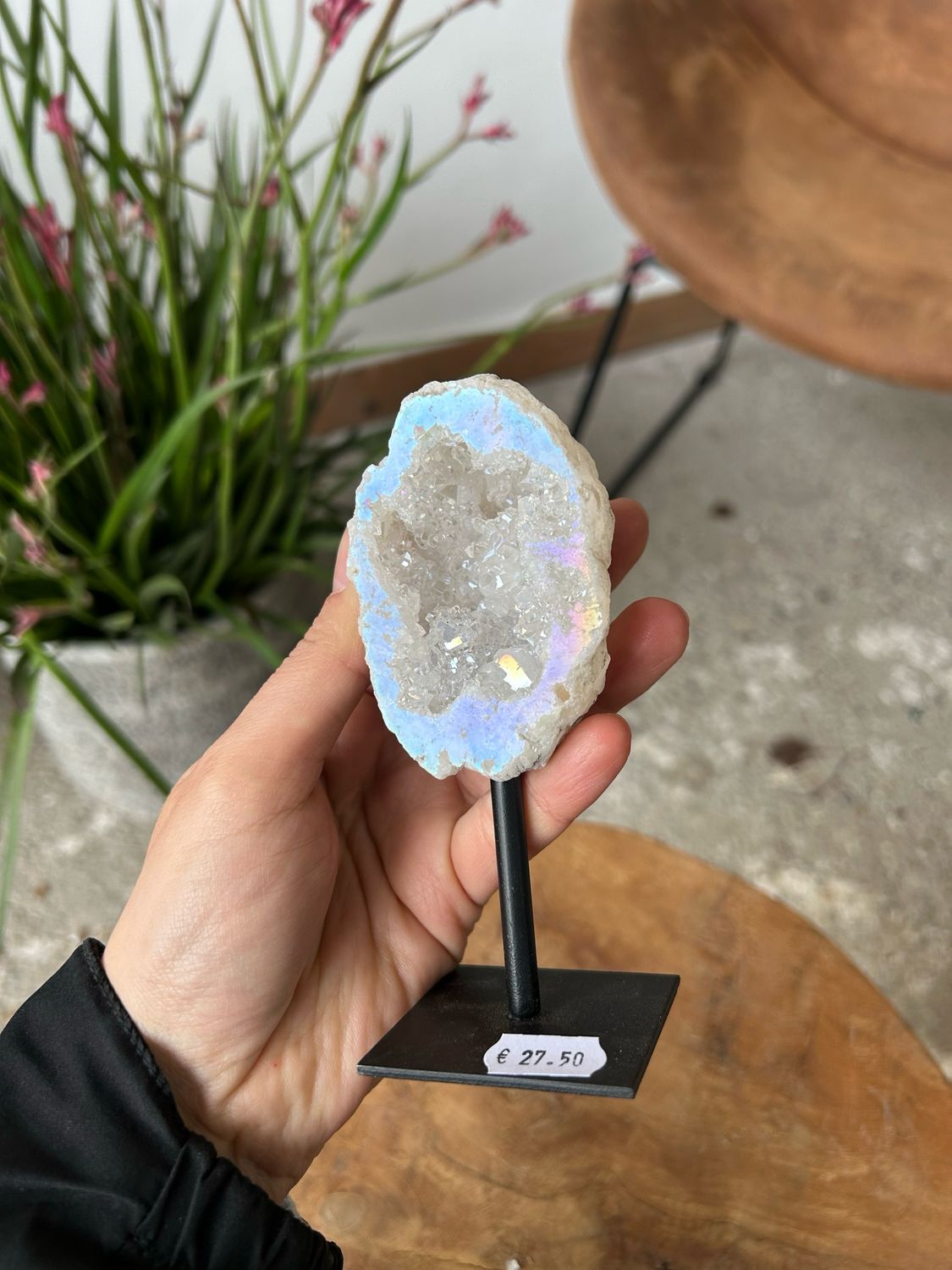 Angel aura geode op standaard