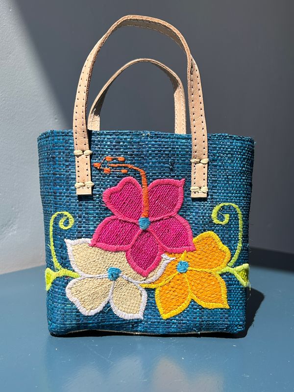 Kids - Blooming handmade (boodschappen) tasje Kids - Blooming handmade (boodschappen) tasje