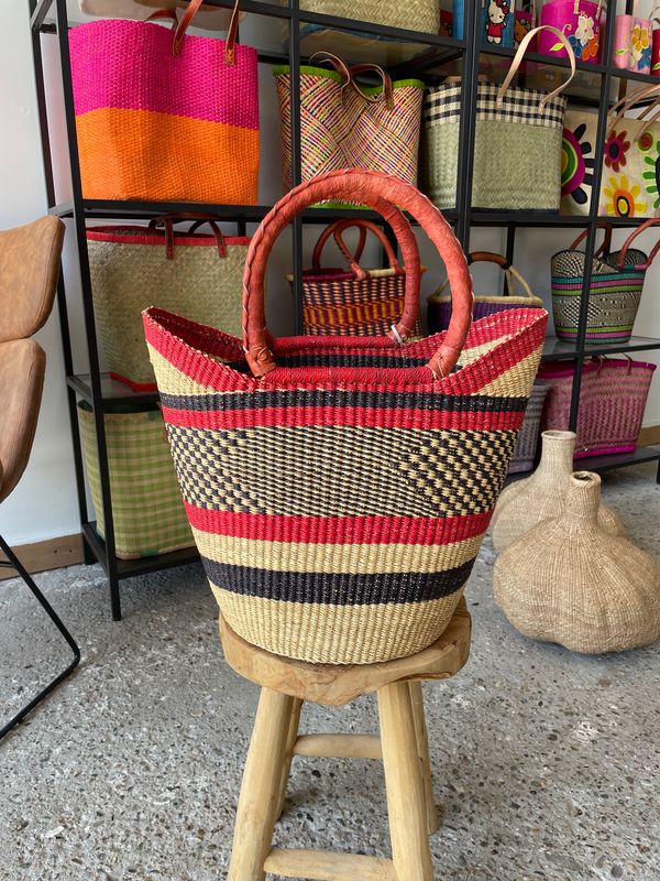 Red Shelf Harmony - Handmade (boodschappen) tas Red Shelf Harmony - Handmade (boodschappen) tas