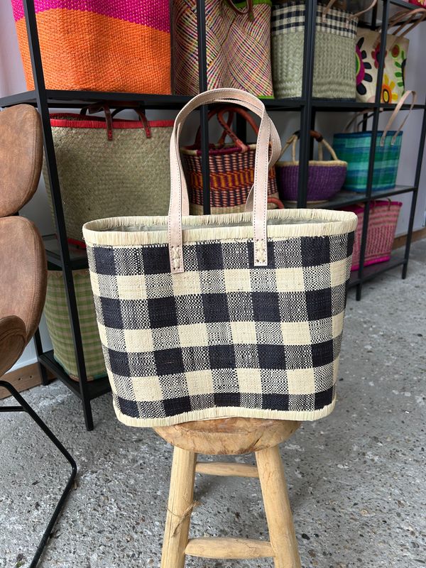 Soft Dark Picnic - Handmade (boodschappen) tas