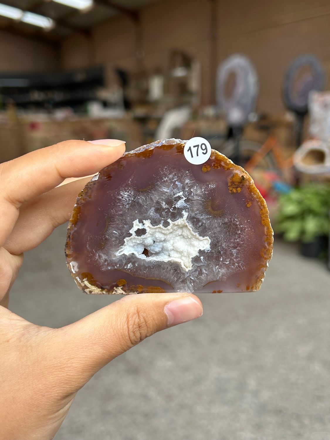 Agaat geode 179 (met standvlak) Agaat geode 179 (met standvlak)