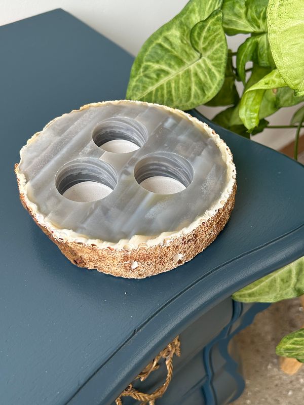 Agaat waxinelichtjes houder (3 gaten) Agaat waxinelichtjes houder (3 gaten)