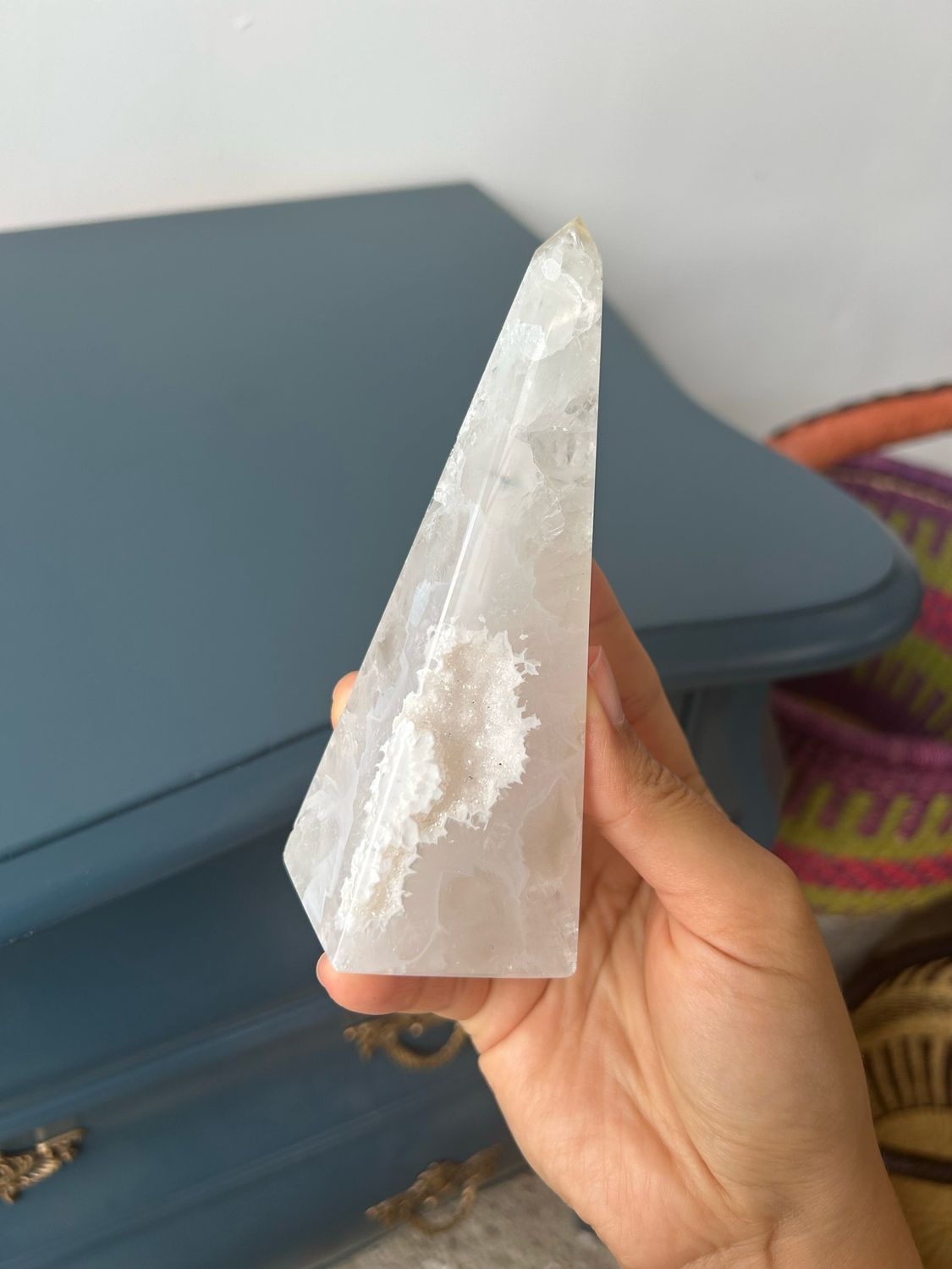 Druzy obelisk van agaat Druzy obelisk van agaat