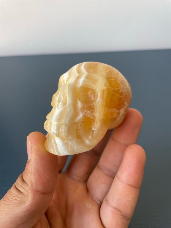 Kleine calciet skull
