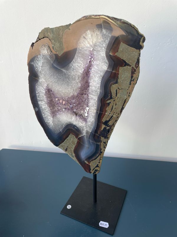 Prachtige agaat met amethist op standaard nr.192 Prachtige agaat met amethist op standaard nr.192