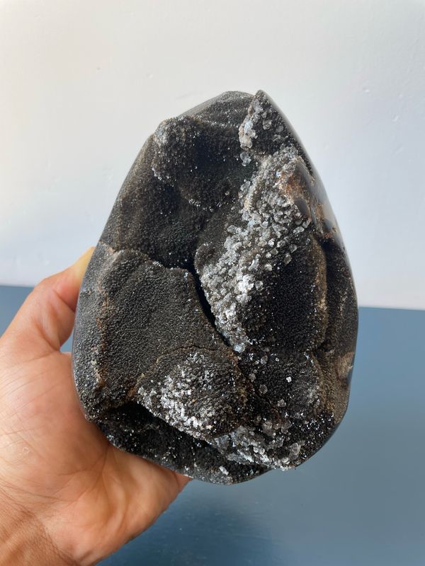 Prachtige septarie ei met calciet Prachtige septarie ei met calciet