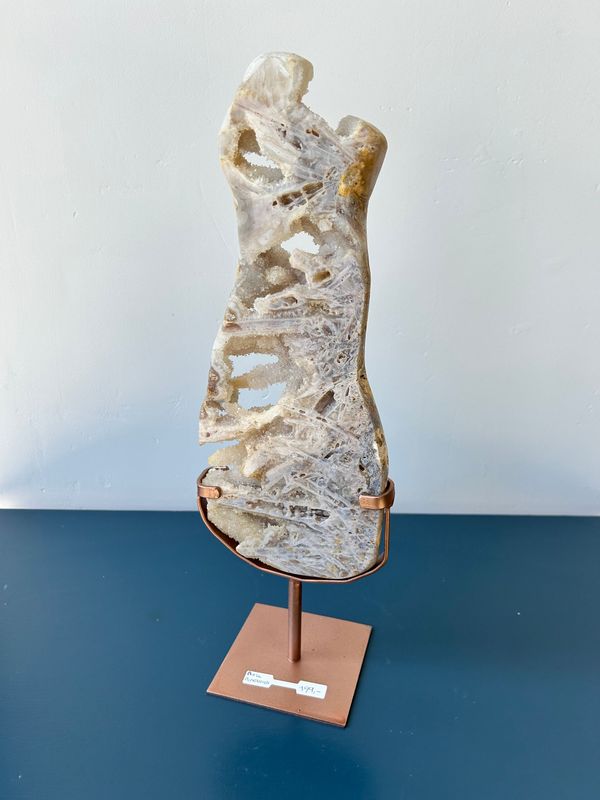 Druzy roze amethist op standaard Druzy roze amethist op standaard