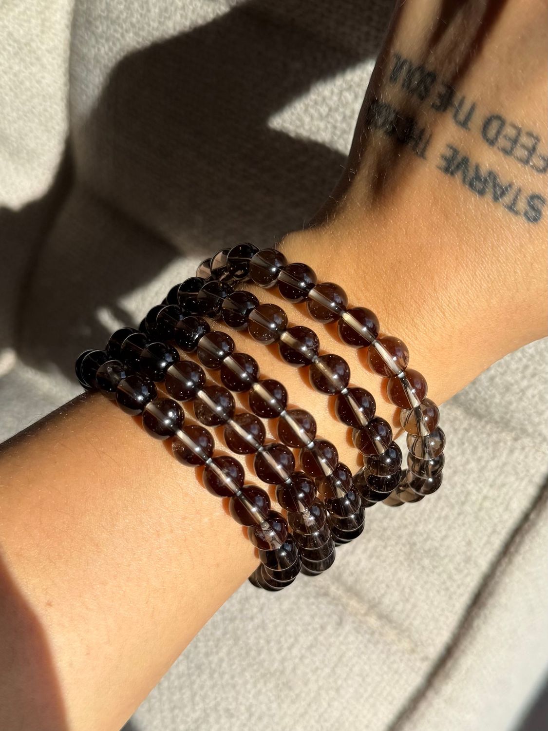 Rookkwarts 8mm kralenarmband (21 CM) Rookkwarts 8mm kralenarmband (21 CM)