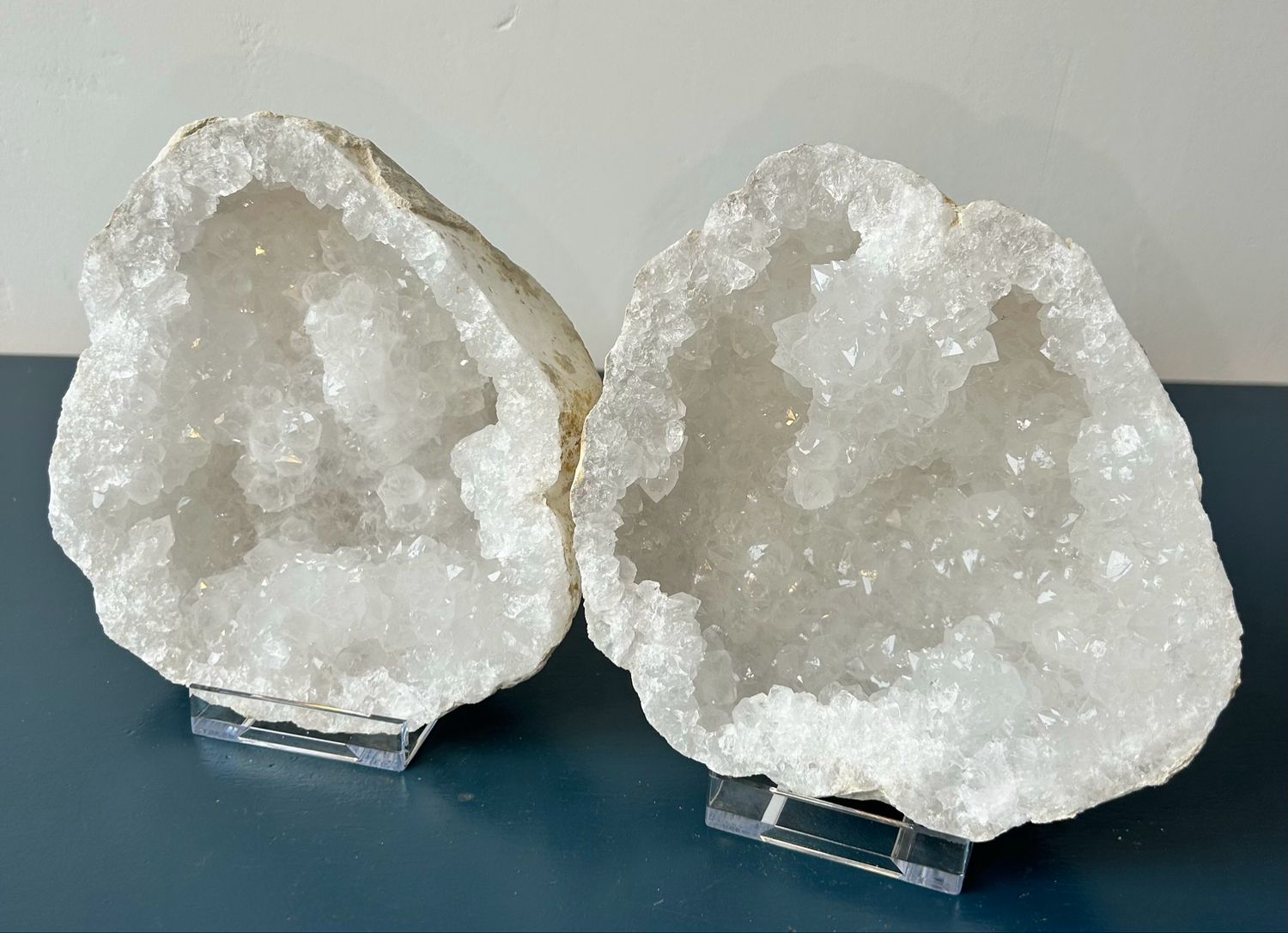 Druzy Marokkaanse geode paar Druzy Marokkaanse geode paar