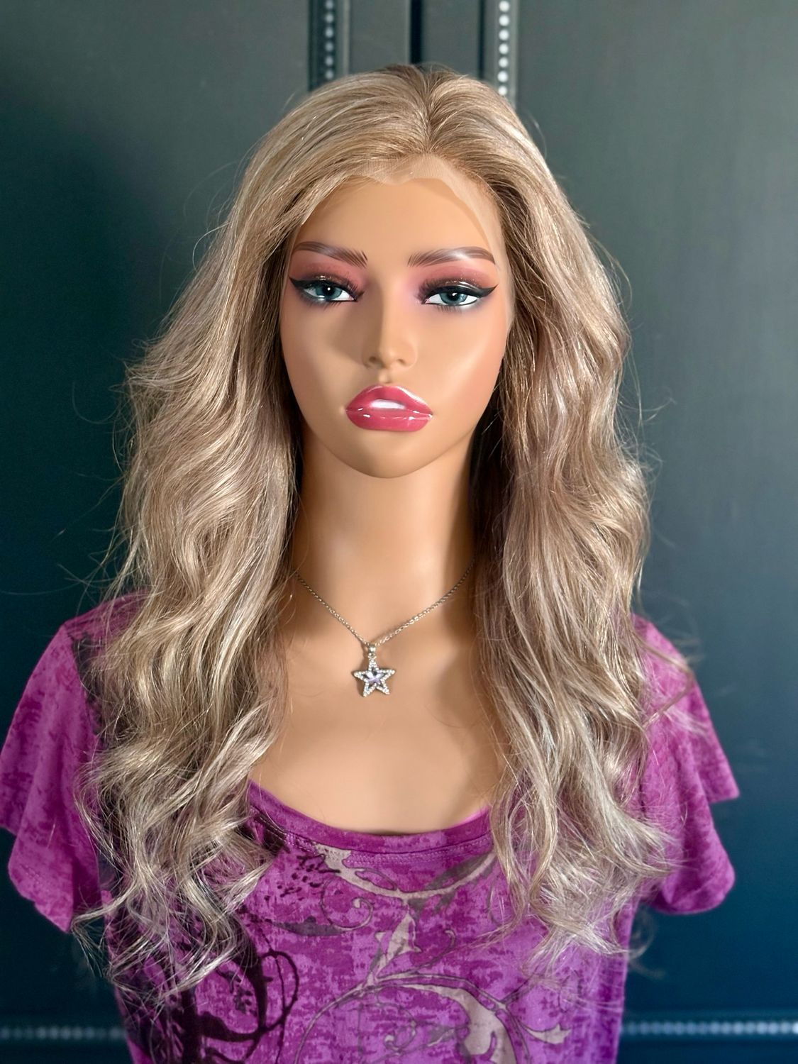 SPOTLIGHT - Champagne Sparkle - Wavy 22”