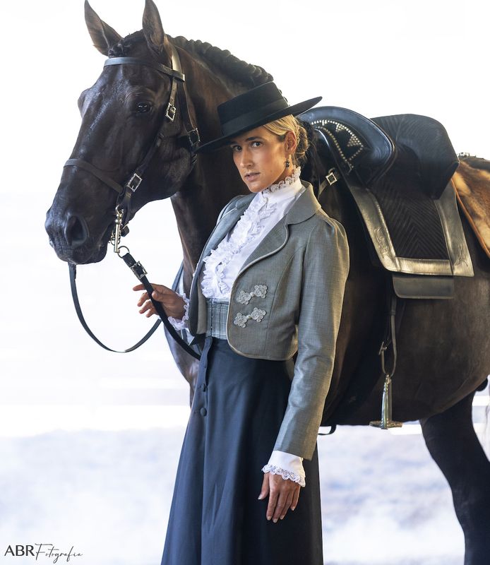 Ada Shelby Outfit