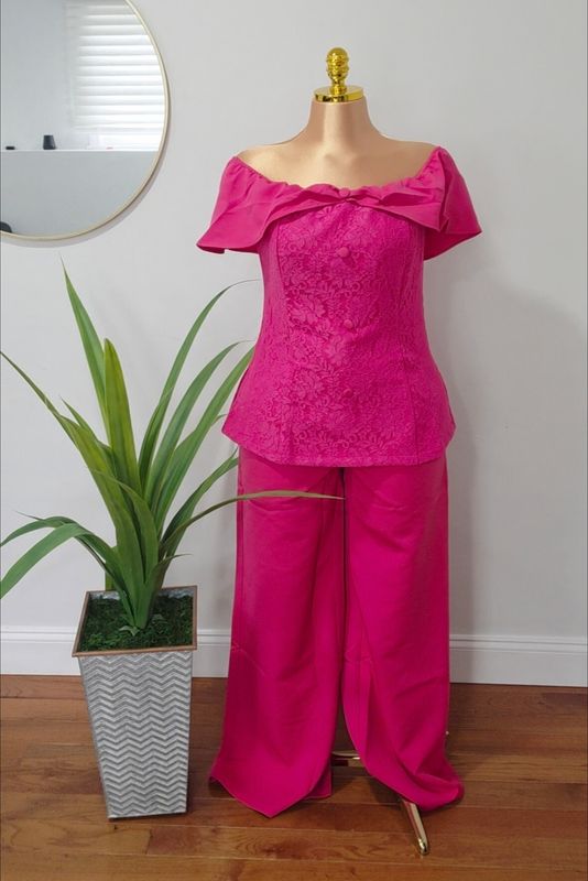 Faschia Chic Two Pieces Set Faschia Chic Two Pieces Set