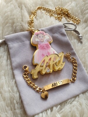 ACRYLIC PICTURE PENDANT SET