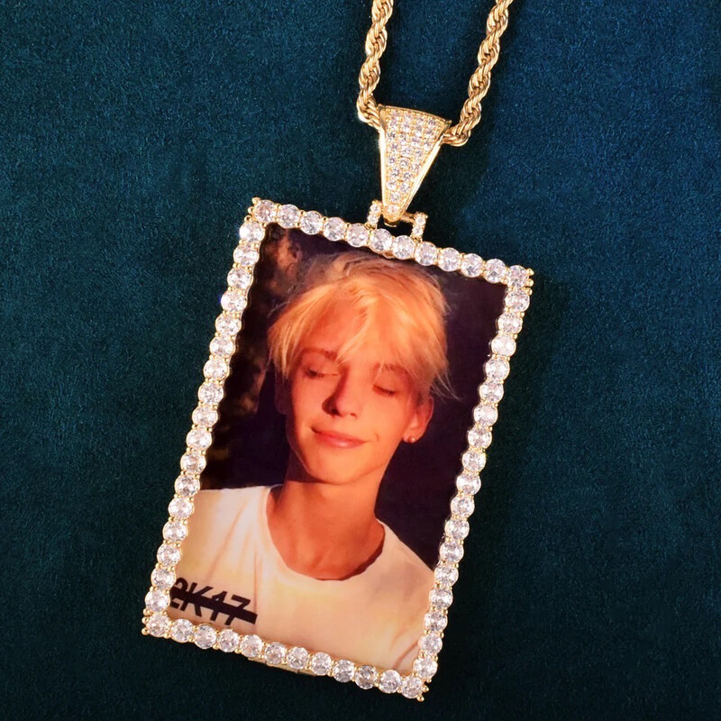 RECTANGULAR MEDALLION