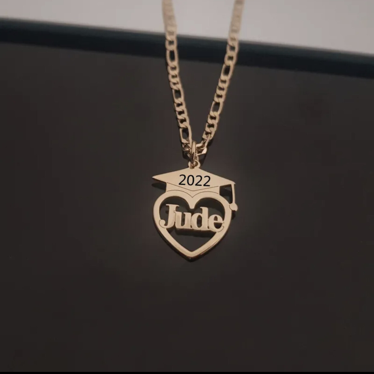 HEART SHAPED GRADUATE NAME NECKLACE