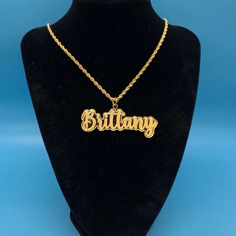 SHADED ROPE CHAIN PENDANT