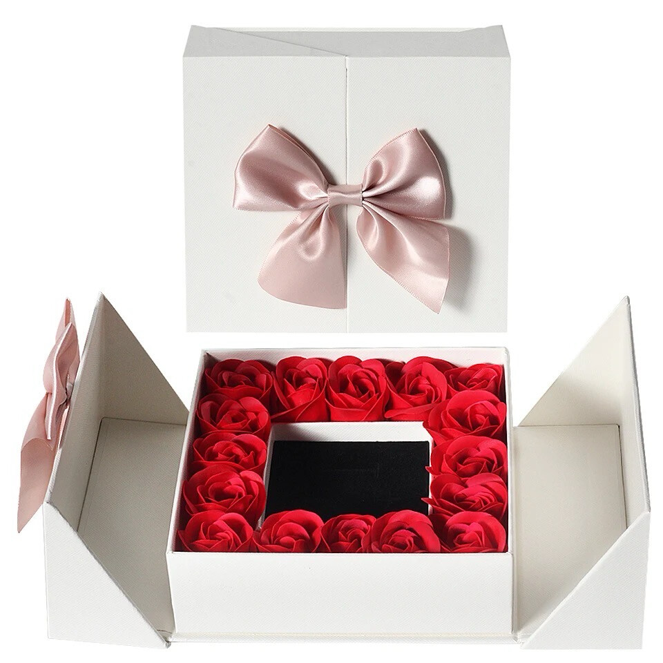 ROSE BOX