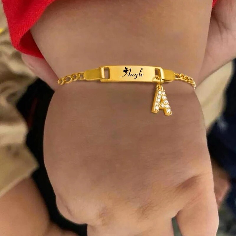 INITIAL CHARM BABY BRACELET