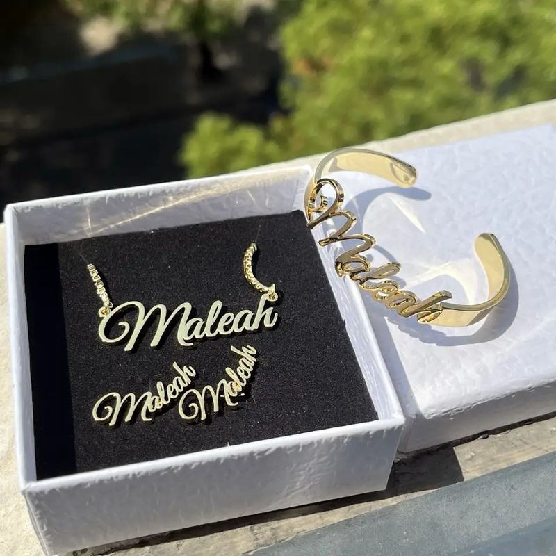 BOX CHAIN NECKLACE + CLUTCH BRACELET &amp; EARRING SET