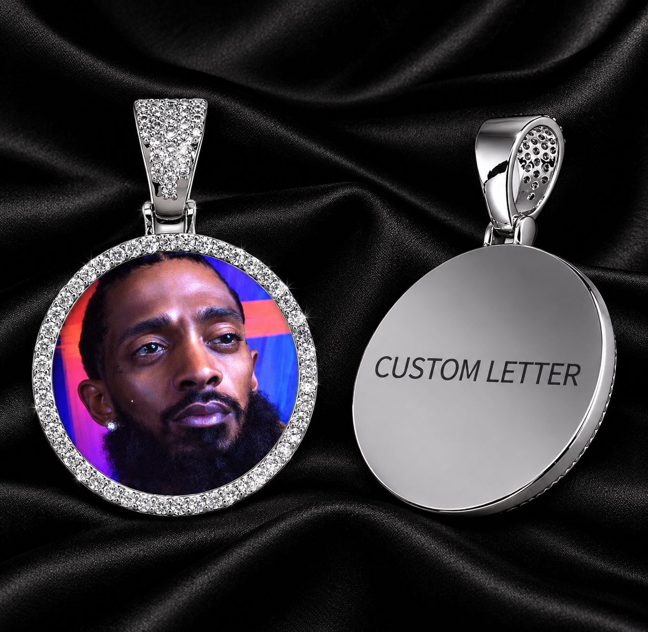 SMALL MEDALLION