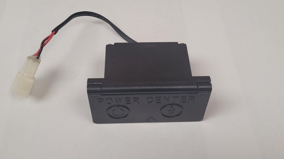 Power Center RX5 USB and 12V Socket Power Center RX5 USB and 12V Socket