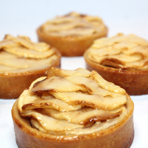 Apples tart individuals