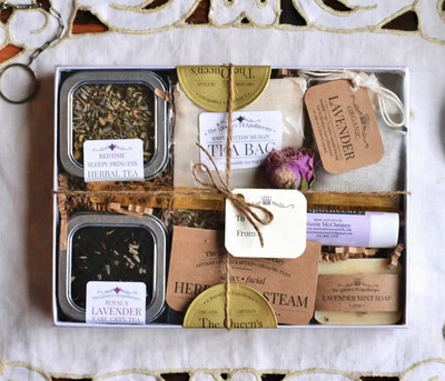The Queen&#39;s TEApothecary Lavender Spa &amp; Tea Collection