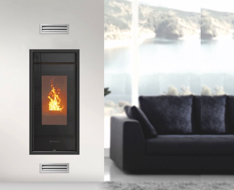 Pelletkachelofeneinsatz | PVertical | 12.1 kW