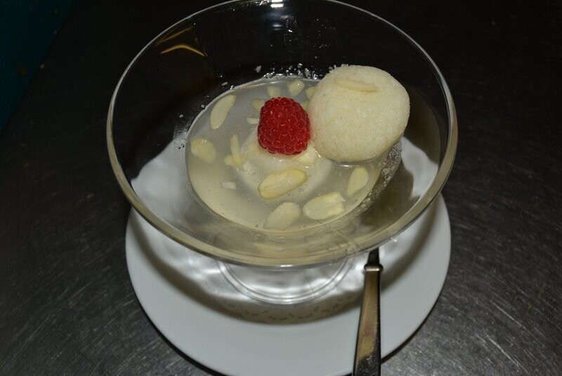 RASGULA (Boules de lait caillé au sirop)