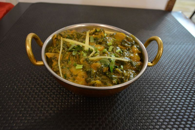 ALLU PALAK  (Curry de pomme de terre aux épinards)