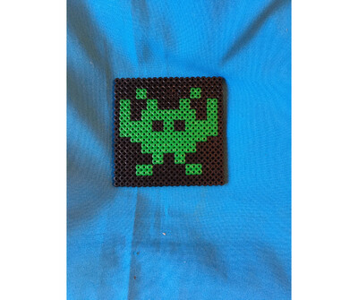 Coaster -  Space Invaders (green)