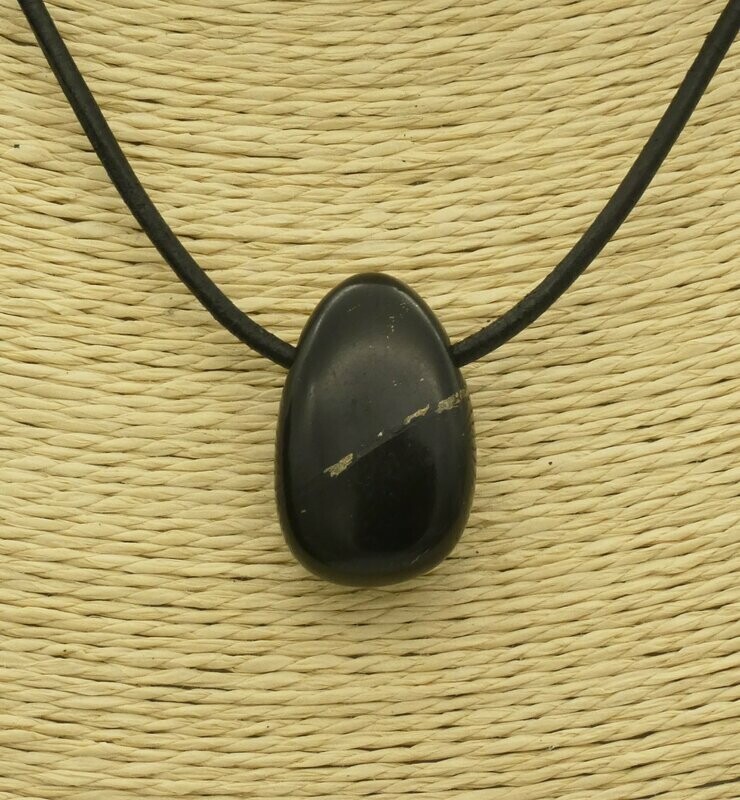 Anhänger Shungit (Schungit), Trommelstein gelocht Anhänger Shungit (Schungit), Trommelstein gelocht