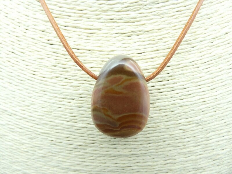 Anhänger Polychrom-Jaspis, Trommelstein, gelocht Anhänger Polychrom-Jaspis, Trommelstein, gelocht