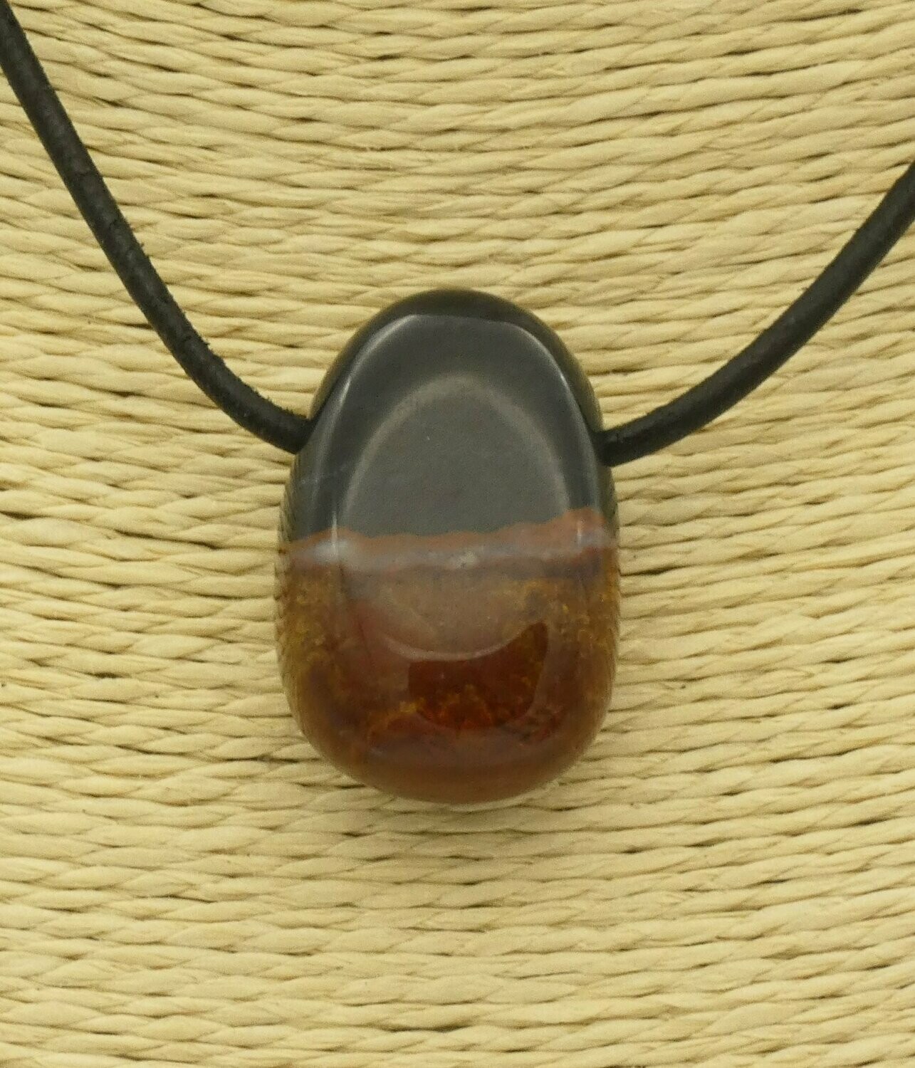 Anhänger Sardonyx, Trommelstein gelocht