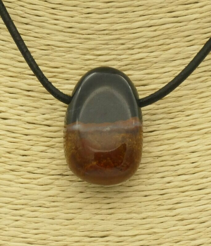 Anhänger Sardonyx, Trommelstein gelocht Anhänger Sardonyx, Trommelstein gelocht