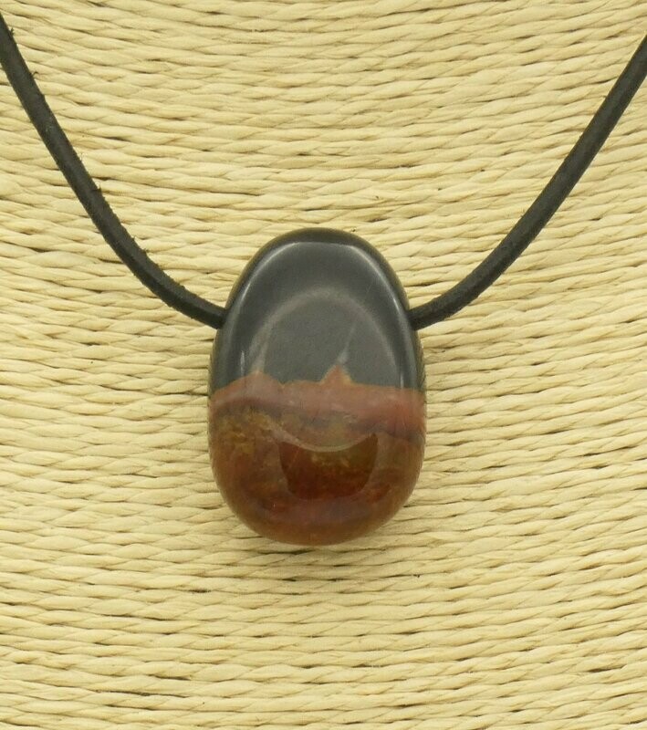 Anhänger Sardonyx, Trommelstein gelocht Anhänger Sardonyx, Trommelstein gelocht