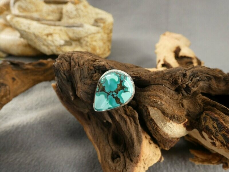 Ring Türkis Tibet, Tropfenform, in Silberfassung 925, Größe 56 Ring Türkis Tibet, Tropfenform, in Silberfassung 925, Größe 56