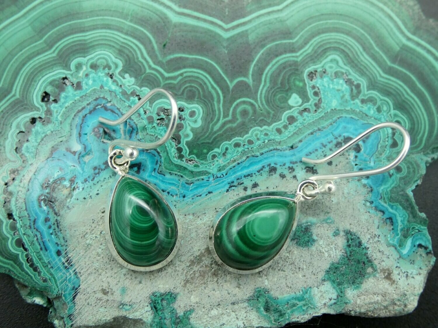 Ohrhänger Malachite, Tropfenform, Silberfassung 925