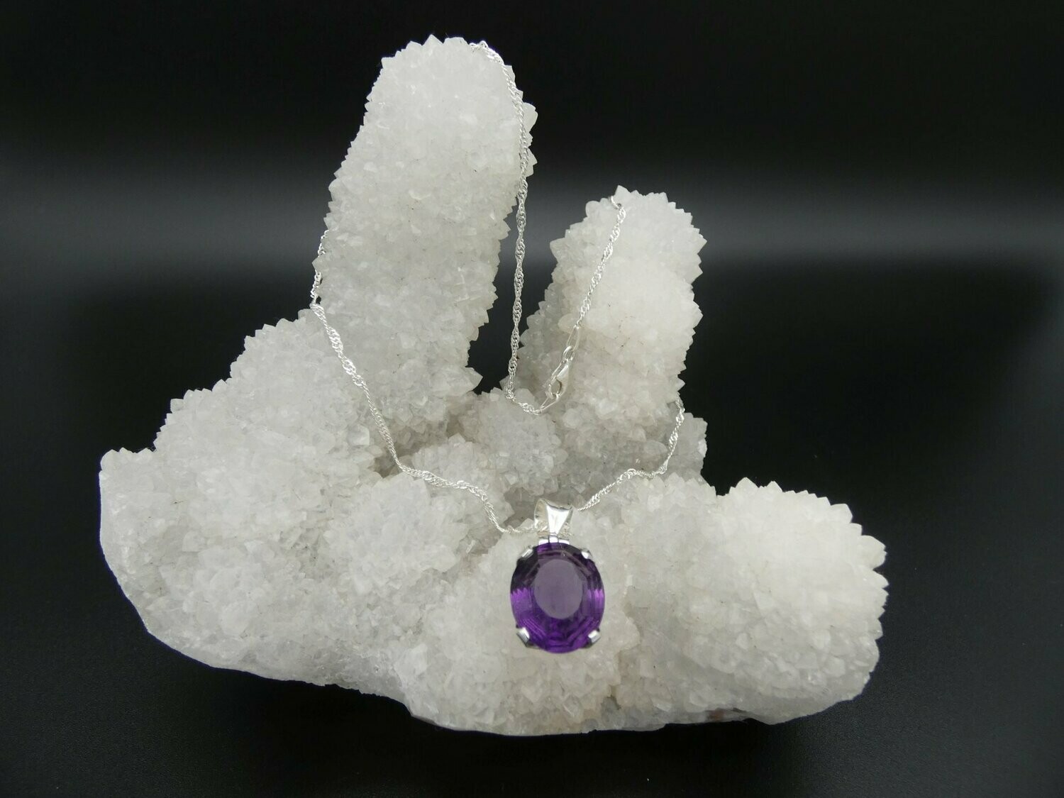 Anhänger Amethyst, facettiert,  oval, mit Silberfassung 925