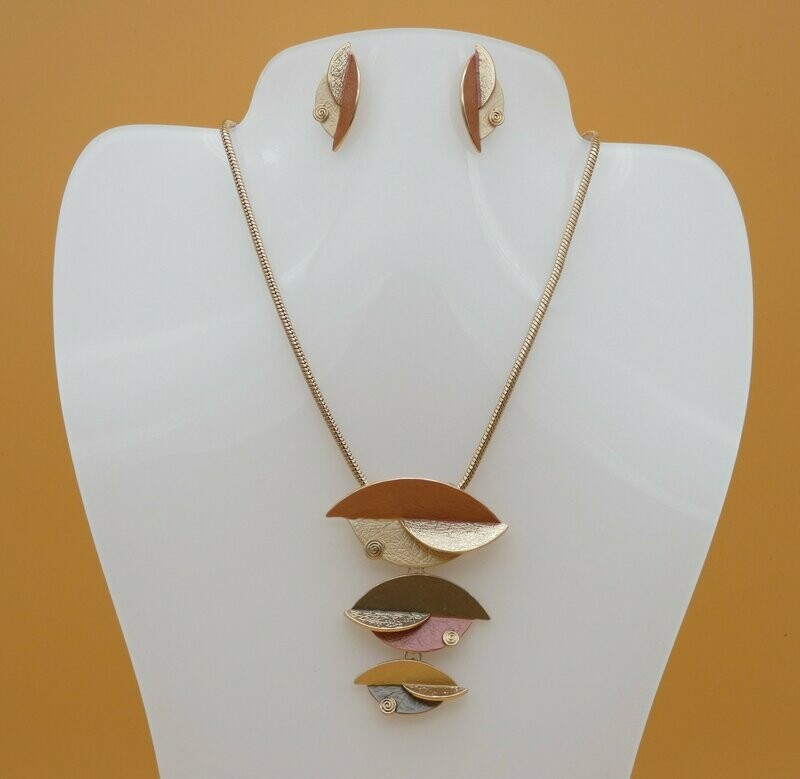 Set - Collier + Ohrstecker in rosé-gold-braun-Tönen Set - Collier + Ohrstecker in rosé-gold-braun-Tönen