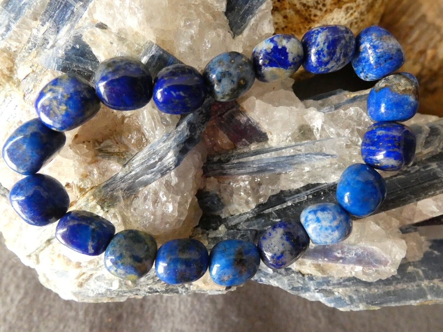 Armband Lapis Lazuli, blau, dehnbar